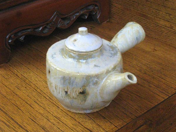 Tea-ceramics by artist Arthur Poor
